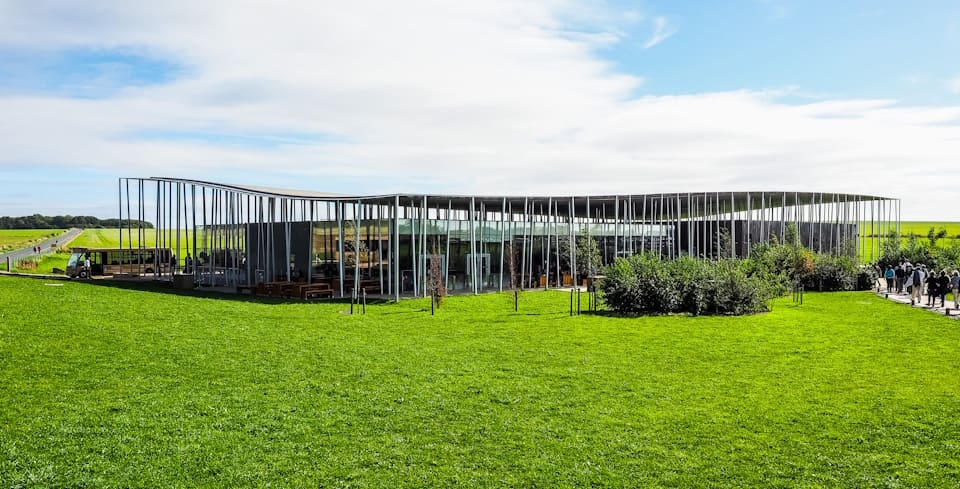 stonehenge visitor center